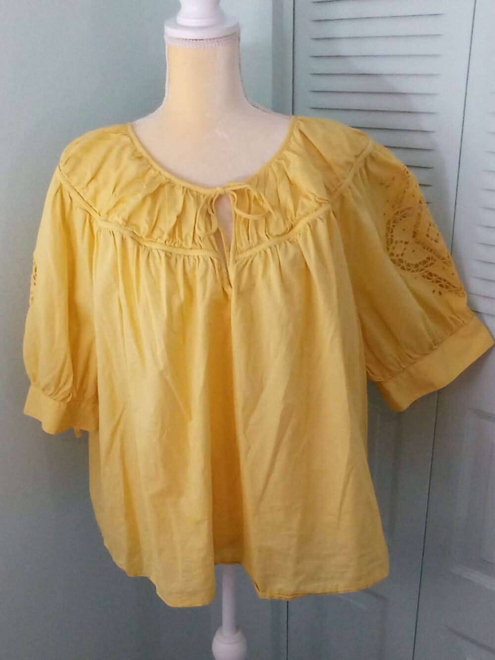 OLD NAVY 3X 100% COTTON BALLOON HALF SLEEVE OPEN LACE V-NECK TIE FRONT & SLEEVE